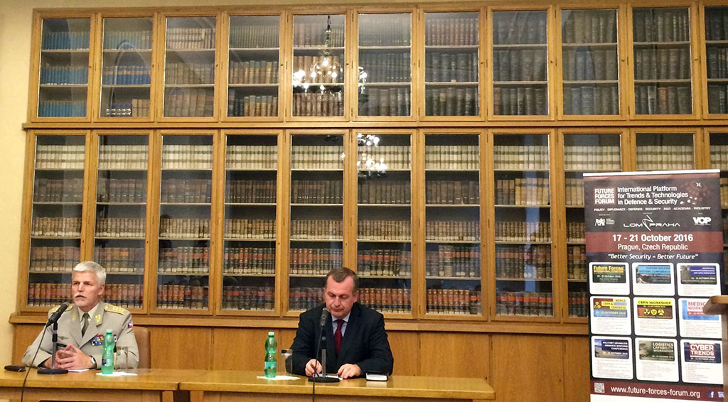 Gen Pavel speaks at Charles University with FFF in the background
